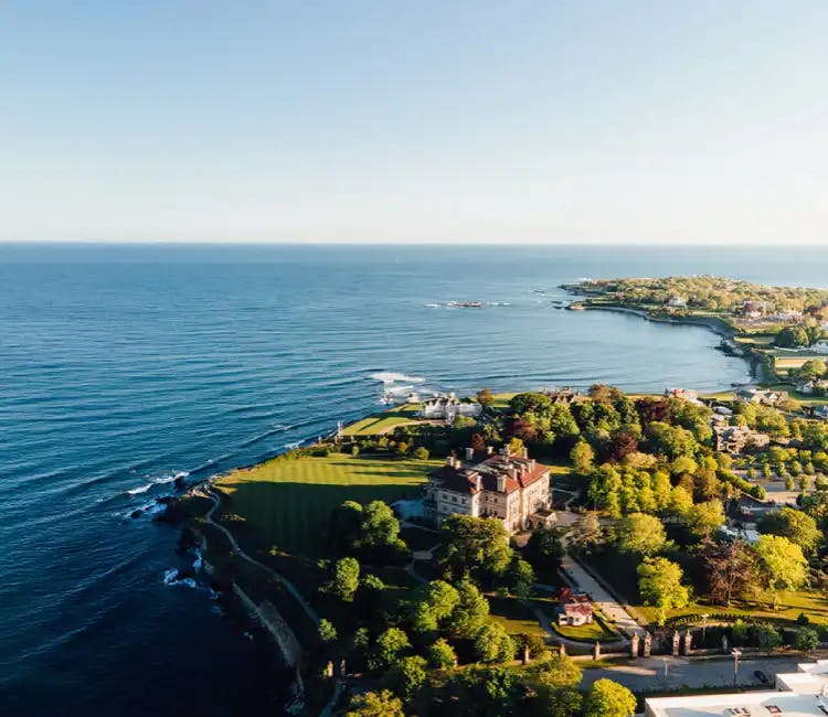 Birds eye view of the coast line of the city of Newport in Rhode Island.